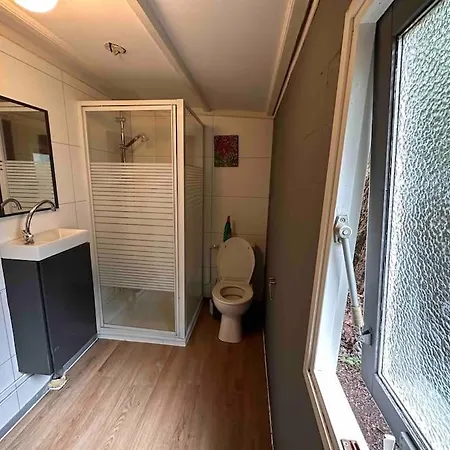 Apartment Chalet With Private Hottub On The Veluwe. Private *